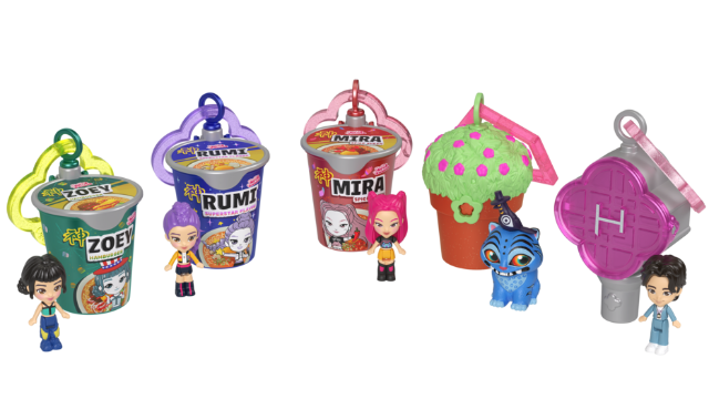 KPop Demon Hunters Polly Pocket Tiny Capsule
