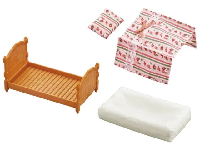 Calico Critters Furniture - Bed and Comforter Set - Treasure Island Toys