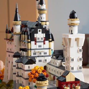 LEGO Architecture Neuschwanstein Castle - Treasure Island Toys