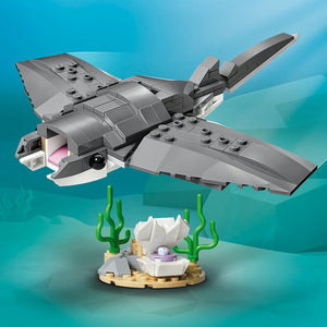 LEGO Creator 3in1 Fierce Shark with a Treasure Chest