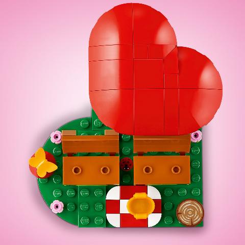 *COMING SOON* LEGO Icon Hedgehog Picnic Date