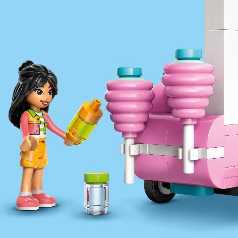 LEGO Friends Cotton Candy Stand and Scooter