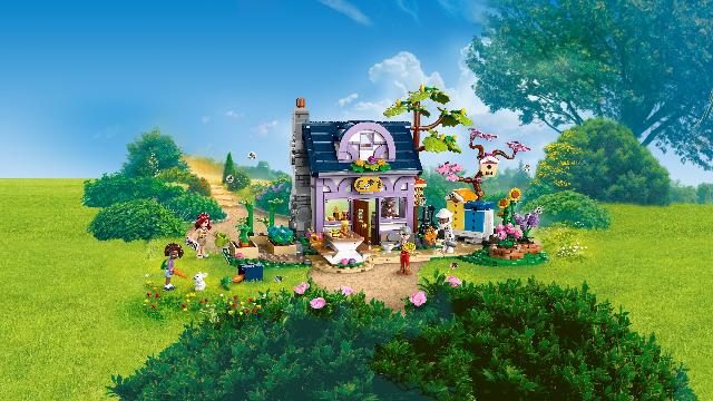 LEGO Friends Beekeepers' House and Flower Garden - Treasure Island Toys