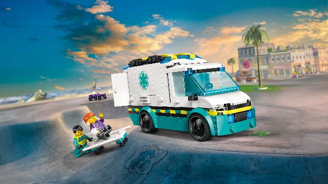 *COMING SOON* LEGO City Great Vehicles Emergency Ambulance