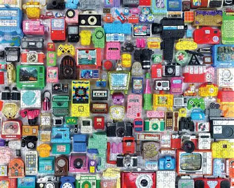 Tiny Collections Retro Tech, 1000 Piece Puzzle