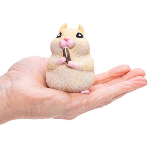 Chonky Cheeks Hamster - Treasure Island Toys