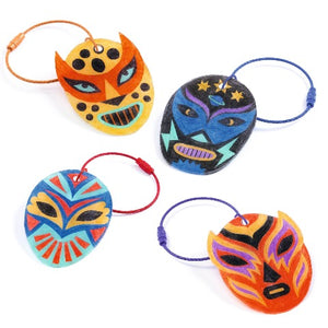 Djeco Art Kit - Artistic Plastic Wrestler Keyring - Treasure Island Toys