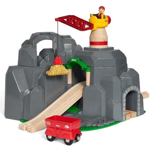 Brio Trains Destinations - Crane & Mountain Tunnel - Treasure Island Toys